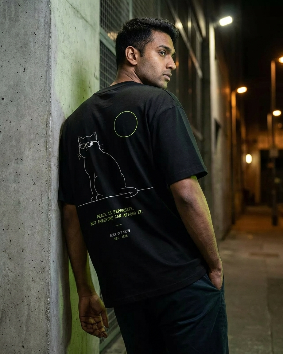 Black Cat T-shirt / 260 GSM / Cotton