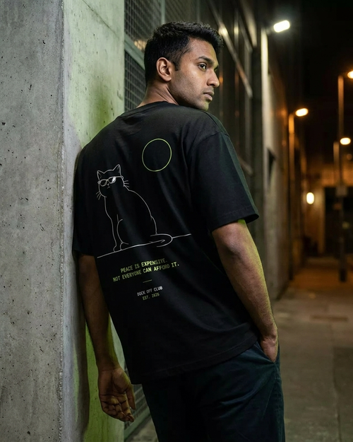 Black Cat T-shirt / 260 GSM / Cotton